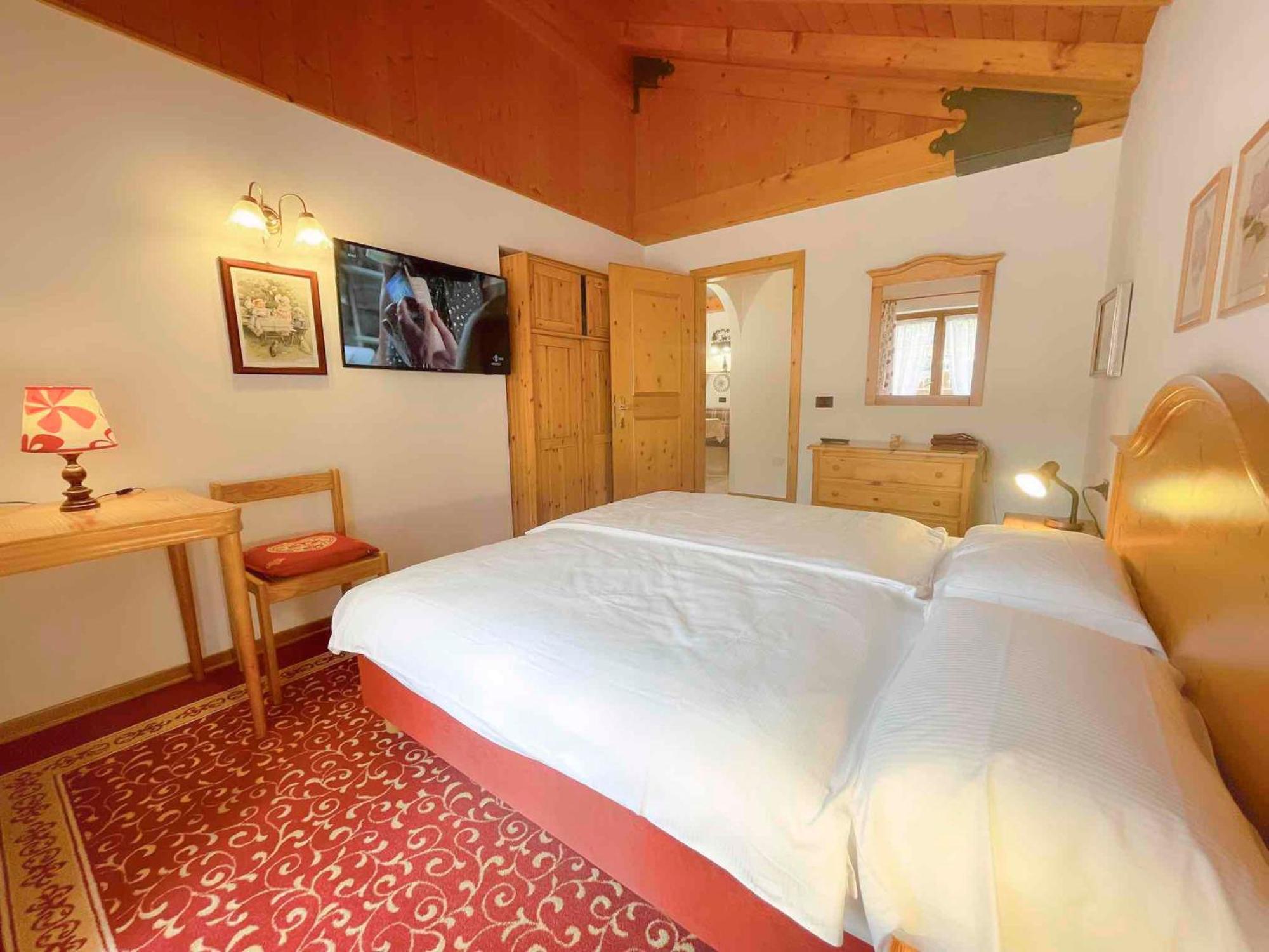 Chalet Al Lago Molveno Exterior foto
